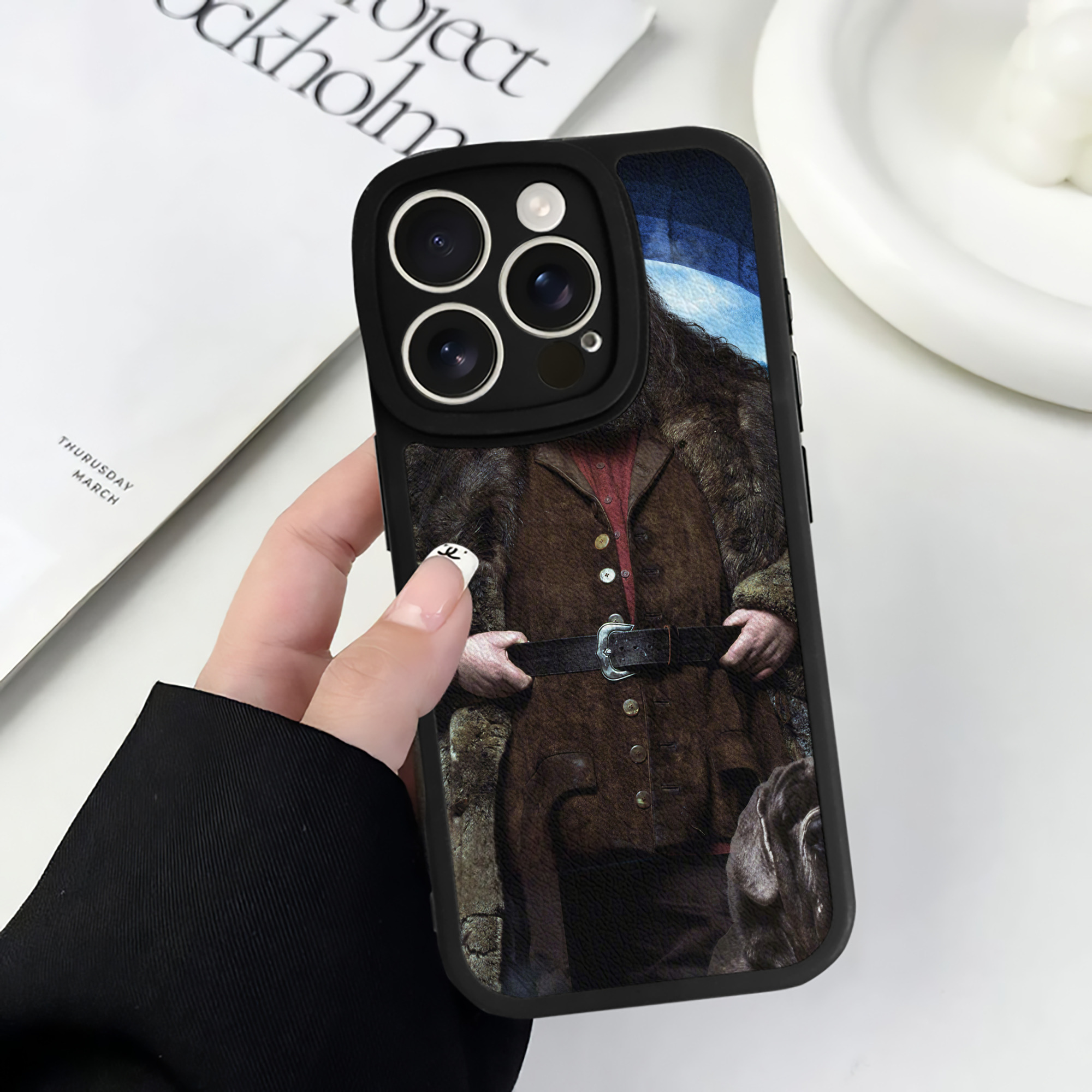 （画像用） Harry Potter ハリー・ポッターシリーズ 【iPhone 16シリーズ対応】シリコンスマホケース（レザー調） 材質：シリコン